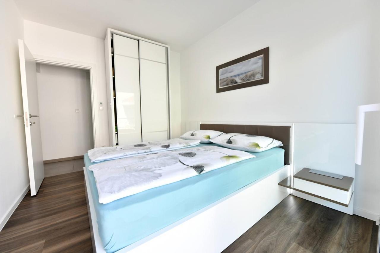 Apartments Mary Malinska Extérieur photo